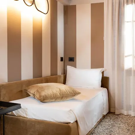 アパート Ca' San Geremia ヴェネツィア