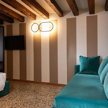 Ca' San Geremia Apartment *