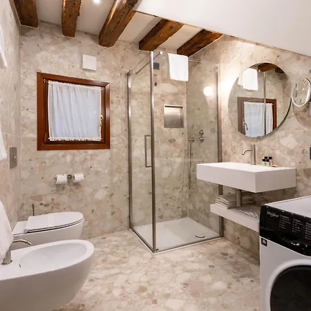 Ca' San Geremia Apartment Venice